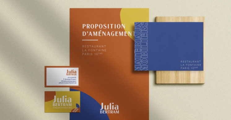 Brochure en couleur Julia Bertram créé par Léa Rousse